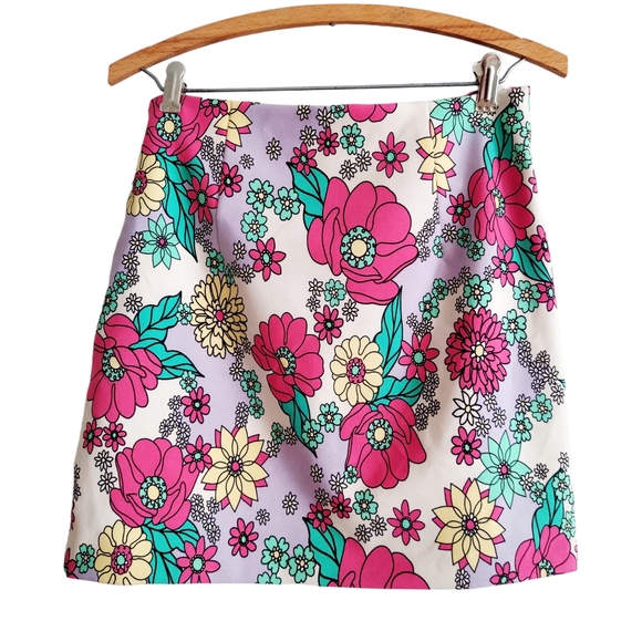 Zara Floral Crossover Front Mini Skirt - Picture 2 of 7